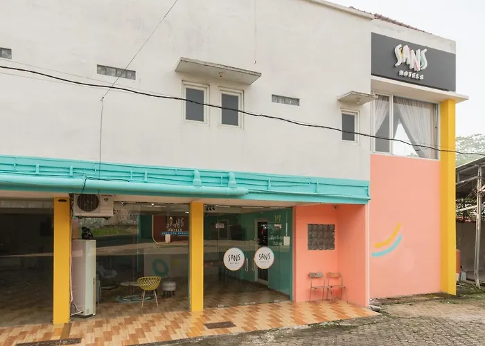 Sans Hotel Beauty Palembang